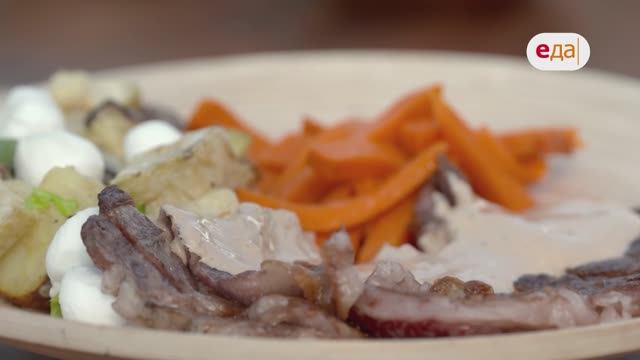 Стейк рибай с перечным соусом и салат с картофелем | На гриле /63