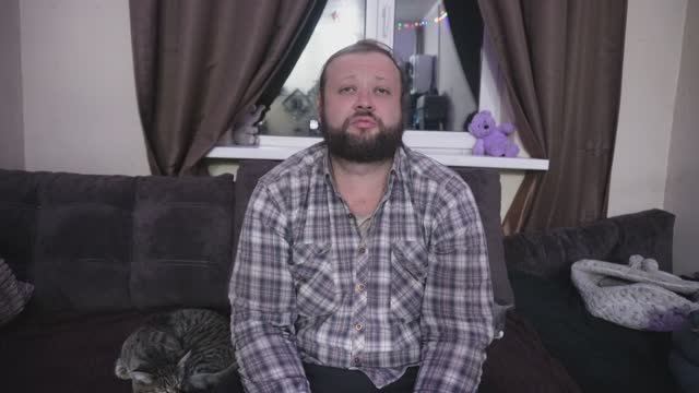 Про тушеную свинину в банках Читаю и отвечаю на комментарии зрителей ПОДВАЛ ИЛЬИЧА