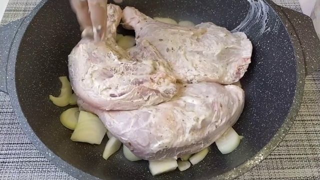 Курочка с рисом в духовке🍗