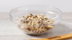 Салат с рыбой горячего копчения и картофелем