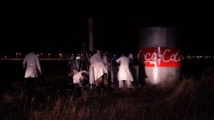 10 000 LITERS COCA-COLA VS MENTOS