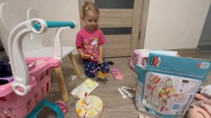 Полина и ее игрушки 🧸