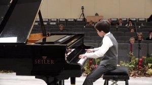 Л. Десятников «Водевиль» из цикла «Отзвуки театра»