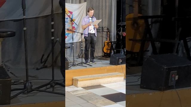 Юрий Тубольцев читает цитаты и афоризмы в разных клубах Москвы Москва 2025 г (12)