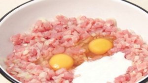 Рубленные котлеты из свинины