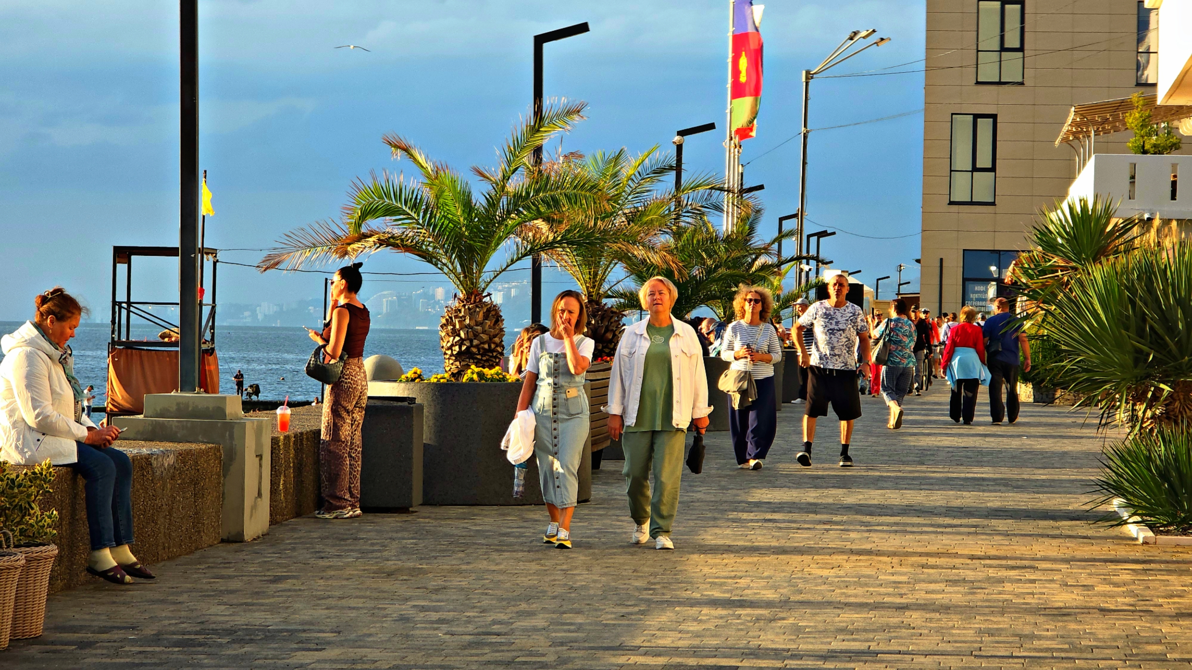 ✅️🌴9 ОКТЯБРЯ В АДЛЕРЕ: +22°ТЕПЛА, МОРЕ ТОЖЕ+22,  ОБЕЩАЛИ ВЕСЬ ДЕНЬ ДОЖДИК,А ВЫШЛО СОЛНЦЕ,АДЛЕР 2025