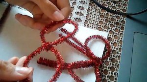 Бантики из синельной проволоки