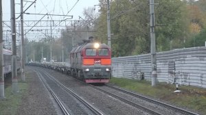 Тепловоз 2М62У-0019 (ТЧЭ-6) с порожним контейнерным поездом # 1???.