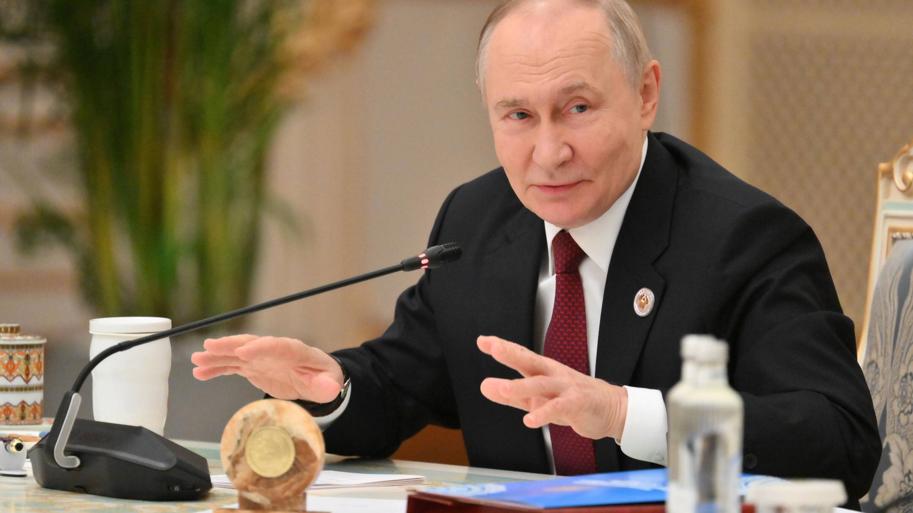 Путин подводит итоги саммита СНГ в Душанбе – трансляция