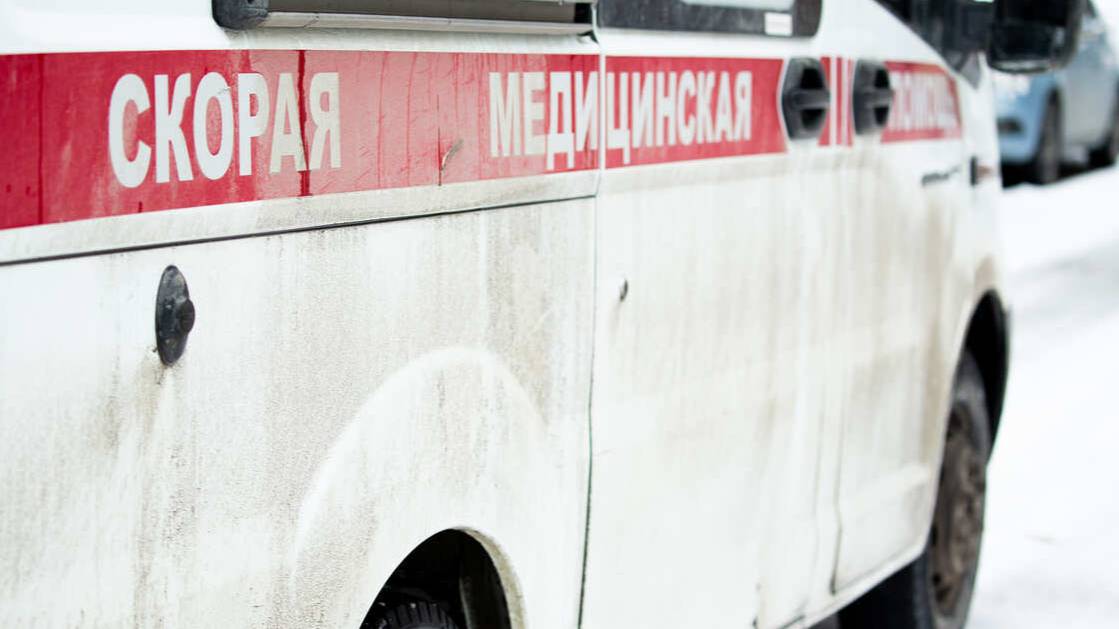 Два фельдшера пострадали при опрокидывании машины скорой помощи на Камчатке