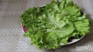 Салат с семгой и солеными огурцами