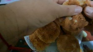 Я делаю так.Как я храню дрожжи и томатную пасту.Творожные булочки с яблоком.