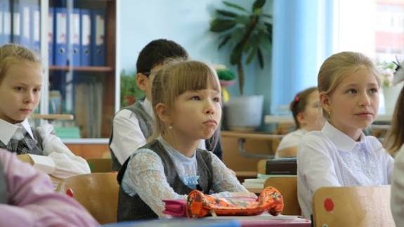 Запрет хиджабов в школах Югры: что это значит и к чему приведет