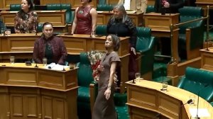 Депутат парламента Новой Зеландии сорвала заседание ритуальным танцем