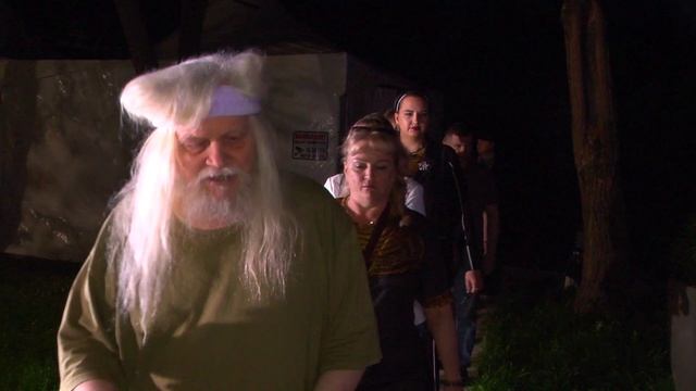 в качестве зрителя волшебник проходит испытание на империи - х....с наилучшими показателями...