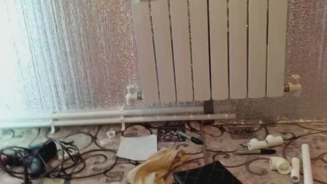 Делал пластиковое отопление . Система Ленинградка .