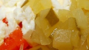 Салат с семгой и икрой