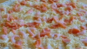 Рулет из лаваша с креветками