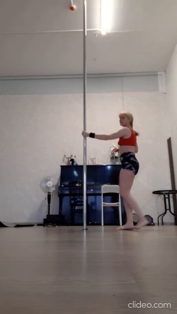 Двойной облёт: с толчком рукой и с прыжком (из серии "ПОТОМУ ЧТО МОГУ!..")