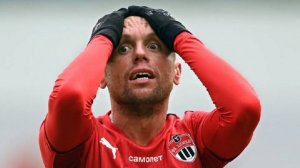 Ветераны "Локомотива" обыграли "Спартак" в прощальном матче Дениса Глушакова