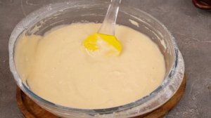 Пирог с абрикосами на кефире