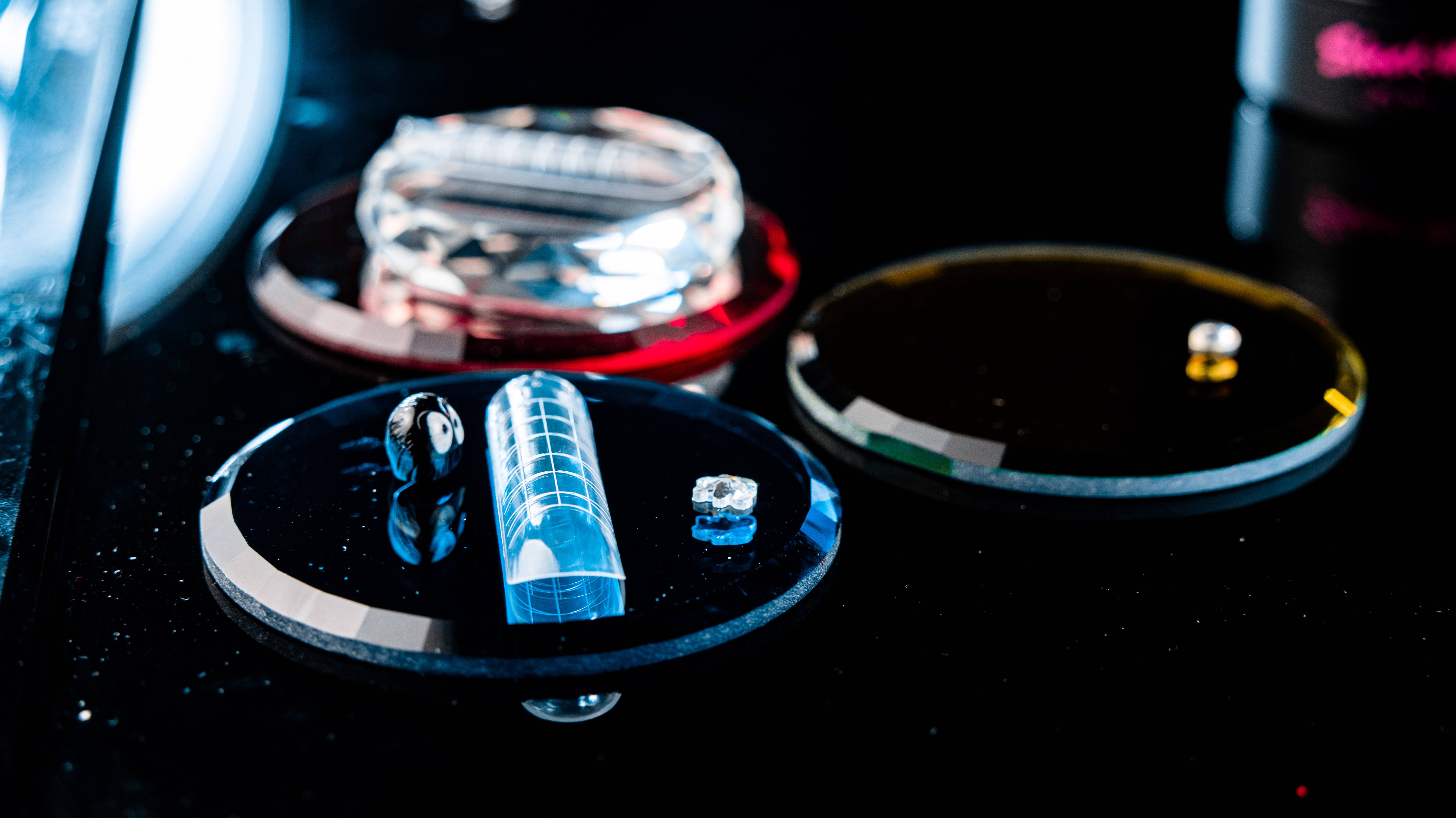 ВЕРХНИЕ ФОРМЫ "САЛОННЫЙ КВАДРАТ"