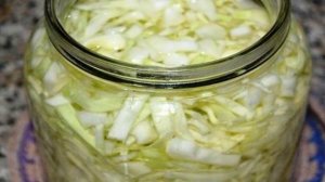 Салат горками на блюде