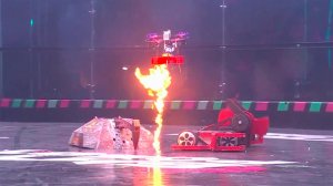 В парке "Патриот" состоялся второй отборочный этап Международного чемпионата «Битва роботов».