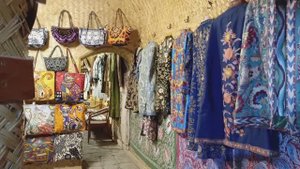 Торговые ряды в Бухаре (Узбекистан).