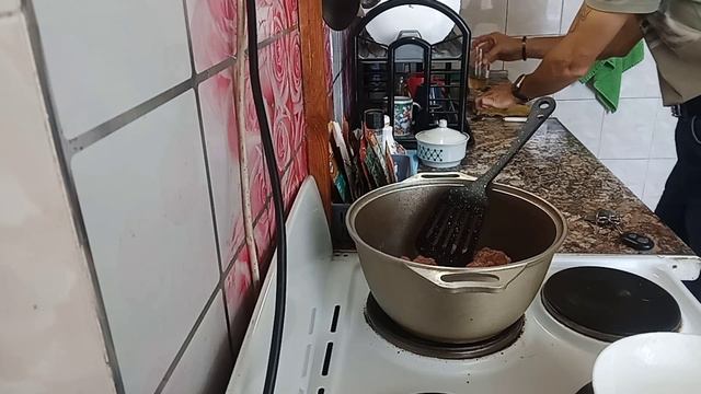 тушение картошки с мясом
