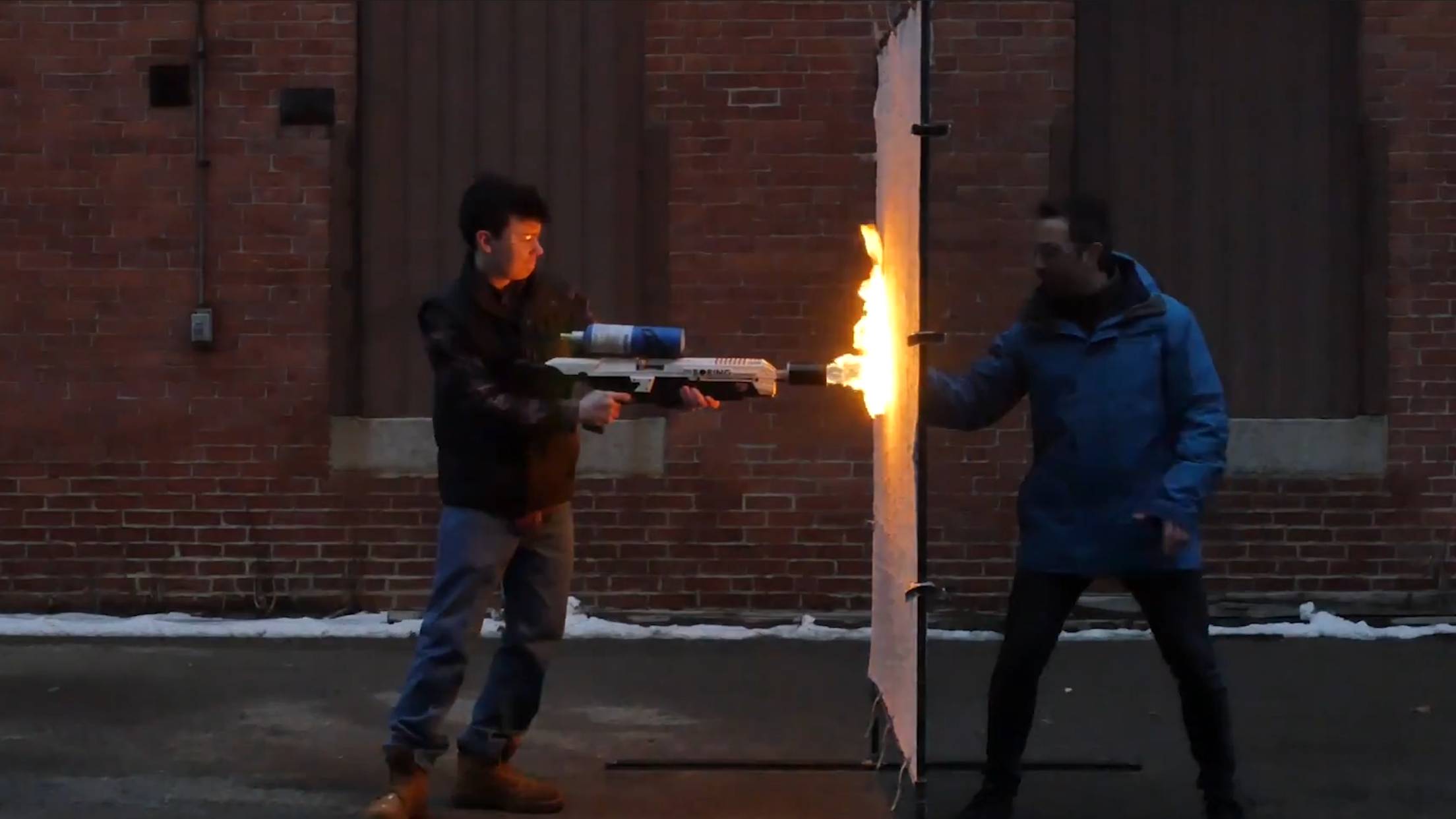 Аэрогель против Огнемёта