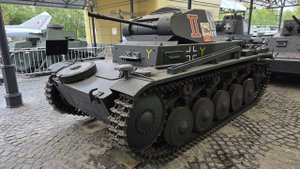 Работы по немецкому танку Pz.Kpfw.II Ausf.B, Музей Техники Вадима Задорожного, сентябрь 2025
