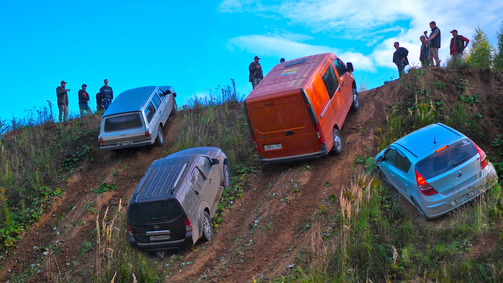 ПСИХ на HYUNDAI I30 против ВСЕХ! ВОЛГА 4x4, СОБОЛЬ НН и НИВЫ в шоке