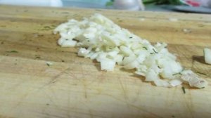 Огурцы с чесноком