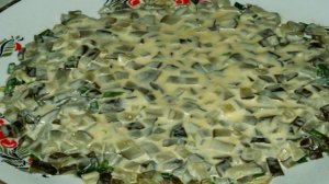 Салат с рыбными консервами