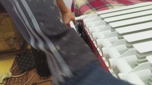 Снимал на видео как паяю трубы под радиатором .