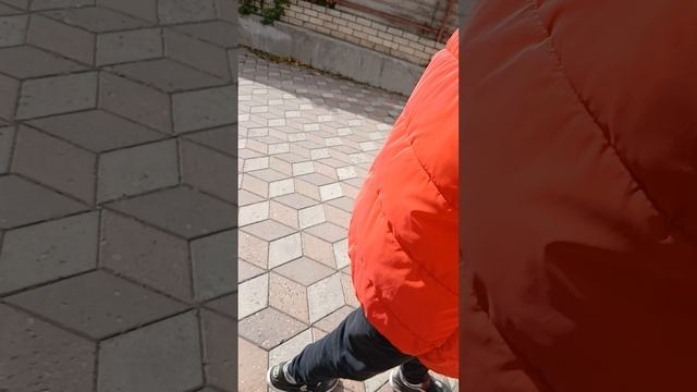 Первая часть. Следим за алкашом.