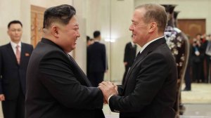 Медведев передал Ким Чен Ыну архивное письмо Ким Ир Сена Сталину