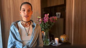 НЕ ТЫ УПРАВЛЯЕШЬ своими МЫСЛЯМИ: как МОЗГ создаёт твою РЕАЛЬНОСТЬ | Ангелина Ларина