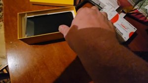 ЗАБИРАЕМ НОВЫЙ ТЕЛЕФОН В МАКЕЕВКЕ С ОЗОНА