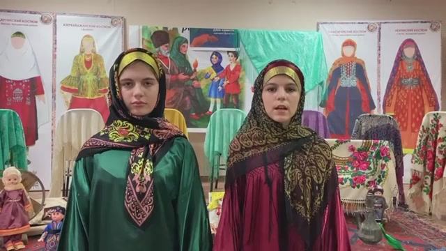 Выставка «Сокровища старого сундука»