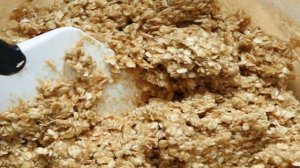 Овсяное печенье с разноцветными драже