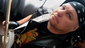 Благодарочка Мд-территории, от музыканта и камрада Алексея Макушенко, за душевный подгон подарочка.