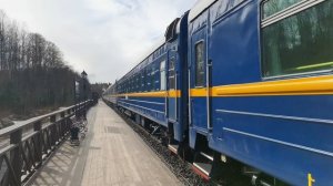 "Рускеальский экспресс" на станции Рускеала.