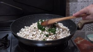 Куриные рулетики к Новому году с вкусной начинкой. Rolos de pollo con setas Navidad.