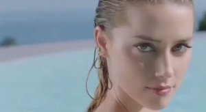 Amber Heard .
