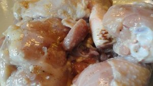 Курица в рукаве с черносливом