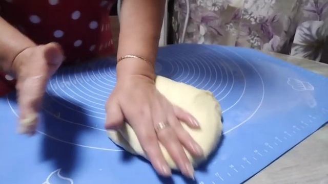 Рулетики с корицей на необычном тесте