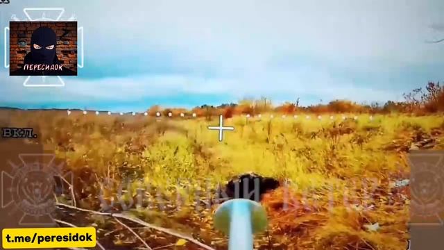 Прям как в кино выпрыгнул из пикапа за секунду до удара