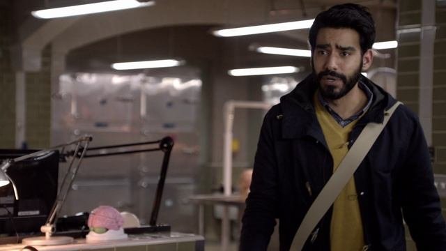 Я – зомби 1 сезон 10 серия «Мистер Берсерк» (сериал, 2015)